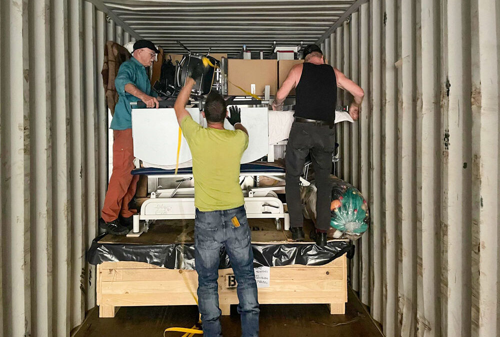 Ein weiterer Container mit Hilfsgütern geht auf den Weg
